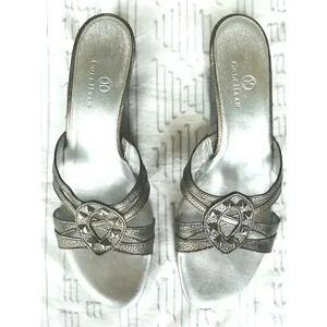 Cole Haan Women’s Katya Silver Tumbled Leather Sandals Size 9.5B